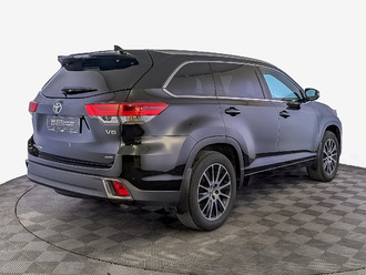 фото Toyota Highlander III 2018