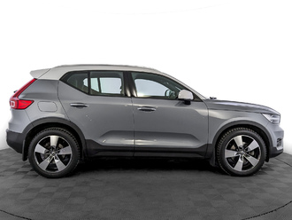 фото Volvo XC40 I 2021