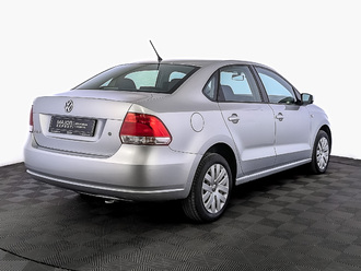 фото Volkswagen Polo Sedan 2015