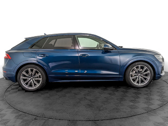 фото Audi Q8 (4M) 2021