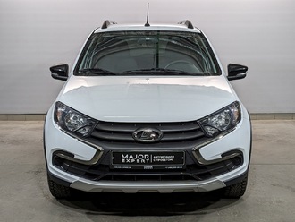 фото Lada Granta II 2023