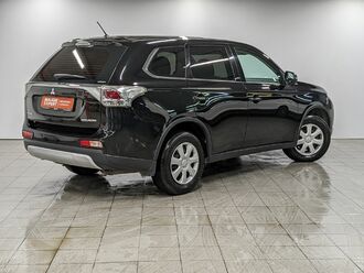 фото Mitsubishi Outlander III 2014