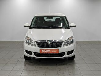 фото Skoda Fabia II 2011