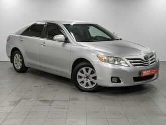 фото Toyota Camry VI 2011