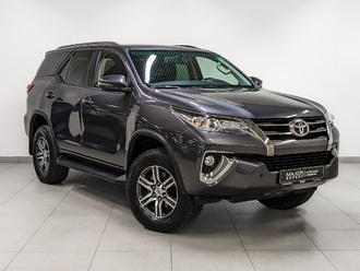 фото Toyota Fortuner II 2020