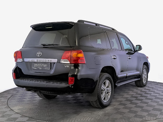 фото Toyota Land Cruiser 200 2012