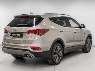 фото Hyundai Santa Fe III 2017