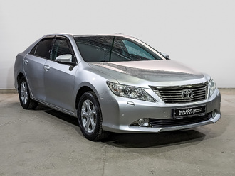 фото Toyota Camry VII 2013