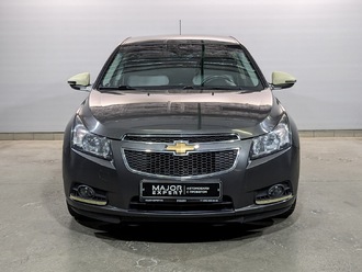 фото Chevrolet Cruze (J300/J305) 2012