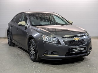 фото Chevrolet Cruze (J300/J305) 2012