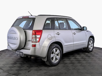 фото Suzuki Grand Vitara II 2010