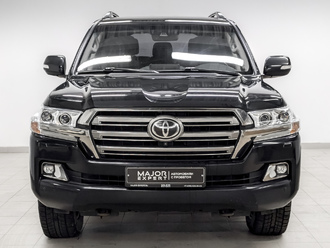 фото Toyota Land Cruiser 200 2016