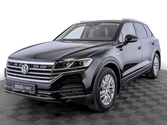 фото Volkswagen Touareg III 2018