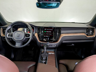 фото Volvo XC60 2021 с пробегом