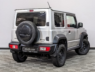 фото Suzuki Jimny IV 2020