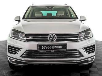 фото Volkswagen Touareg II 2016