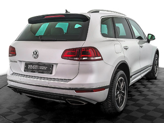 фото Volkswagen Touareg II 2016