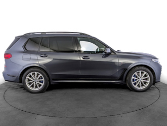 фото BMW X7 (G07) 2020