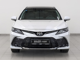 фото Toyota Camry VIII 2023