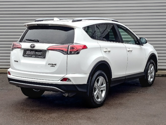 фото Toyota RAV 4 IV 2019