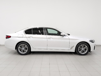 фото BMW 5 (G30/F90) 2021