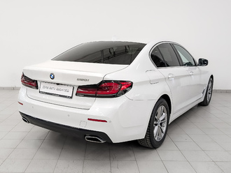 фото BMW 5 (G30/F90) 2021