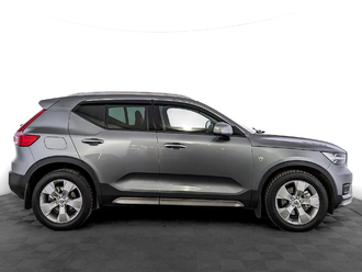 фото Volvo XC40 I 2018