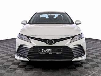 фото Toyota Camry VIII 2021