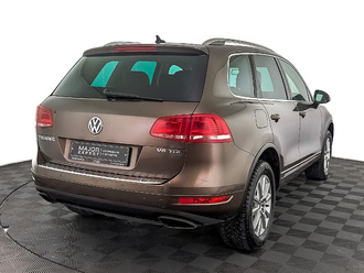 фото Volkswagen Touareg II 2014