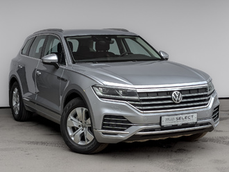 фото Volkswagen Touareg III 2020