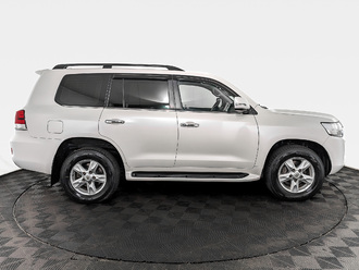 фото Toyota Land Cruiser 200 2019