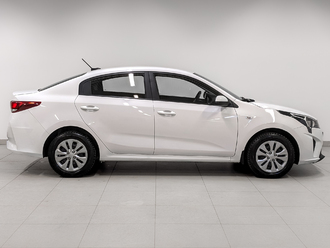 фото Kia Rio 2021