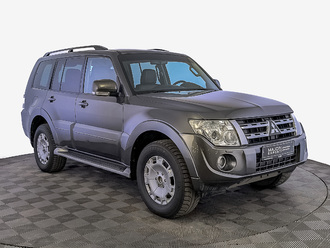 фото Mitsubishi Pajero IV 2012