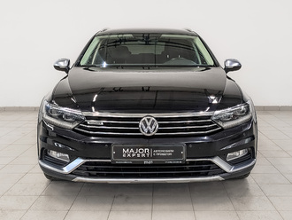 фото Volkswagen Passat B8 2018