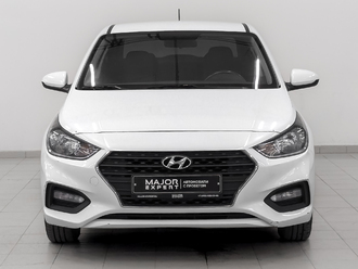 фото Hyundai Solaris II 2017