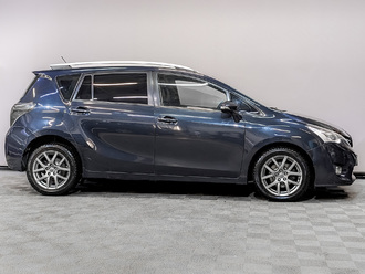 фото Toyota Verso I 2014