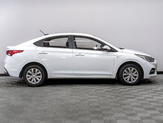 фото Hyundai Solaris II 2018