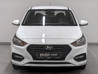 фото Hyundai Solaris II 2018