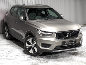 фото Volvo XC40 I 2021