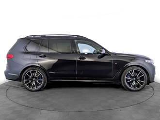 фото BMW X7 (G07) 2021