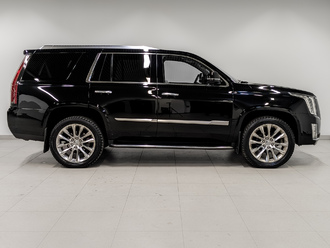 фото Cadillac Escalade IV (GMT K2XL) 2019