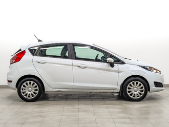 фото Ford Fiesta VII 2016