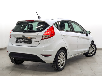 фото Ford Fiesta VII 2016