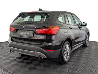 фото BMW X1 (F48) 2017