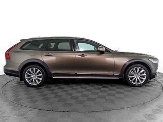 фото Volvo V90 CC 2017