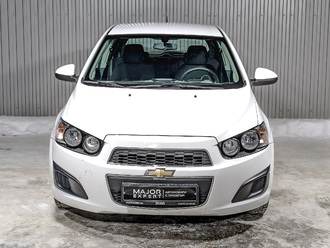 фото Chevrolet Aveo (T300) 2014