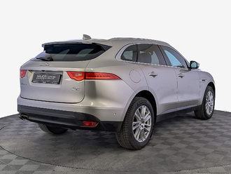 фото Jaguar F-Pace 2016