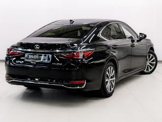 фото Lexus ES VII 2018