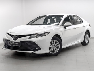 фото Toyota Camry VIII 2020