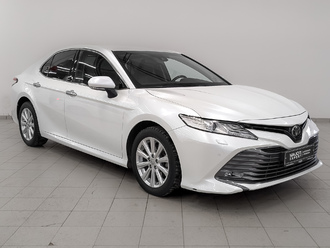 фото Toyota Camry VIII 2019